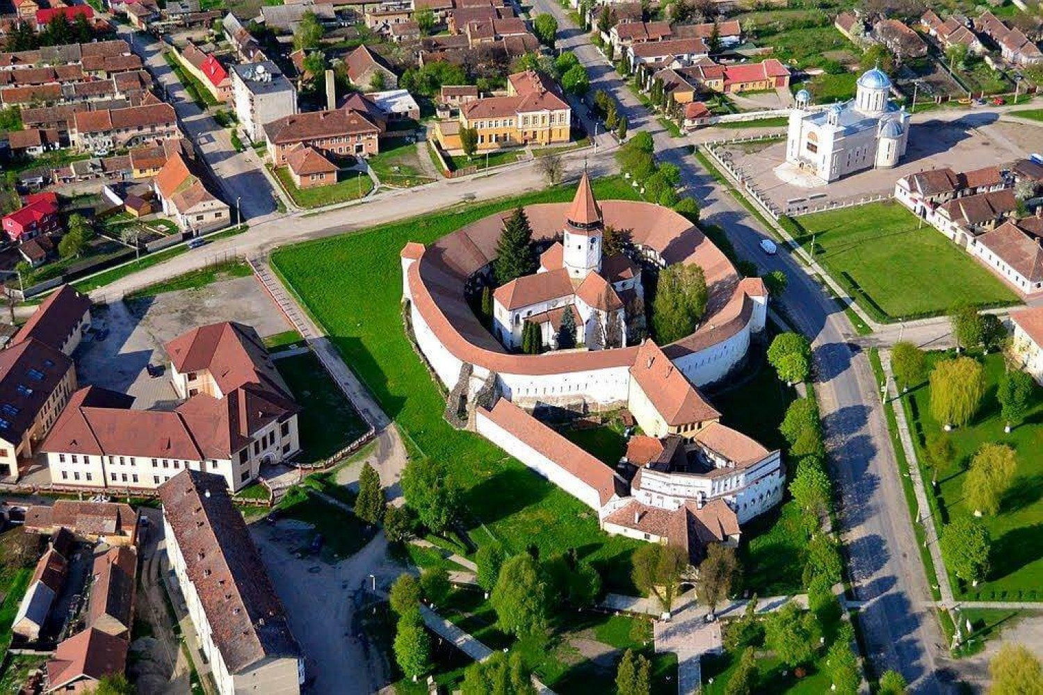 Biserica fortificată Prejmer - vedere din dronă
