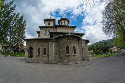 Biserica Domnească din Buşteni