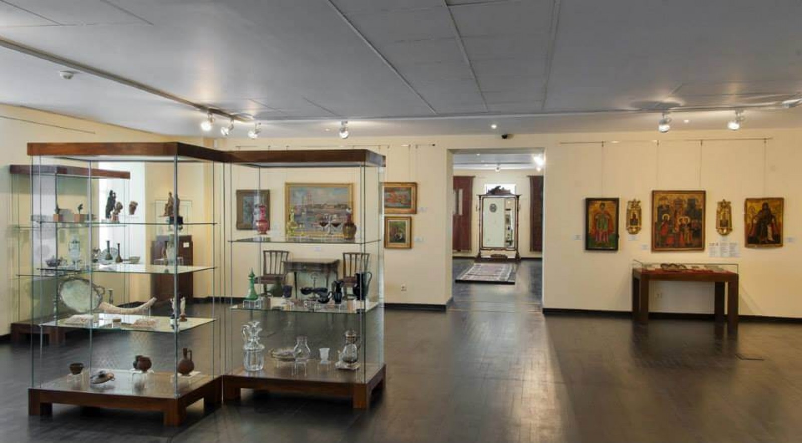 Muzeul Național de Artă - Colecţia fraţii Beatrice şi Hrandt Avakian
