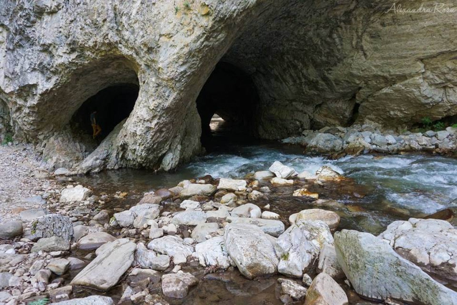 Cheile Sohodolului - Peștera de la Nară