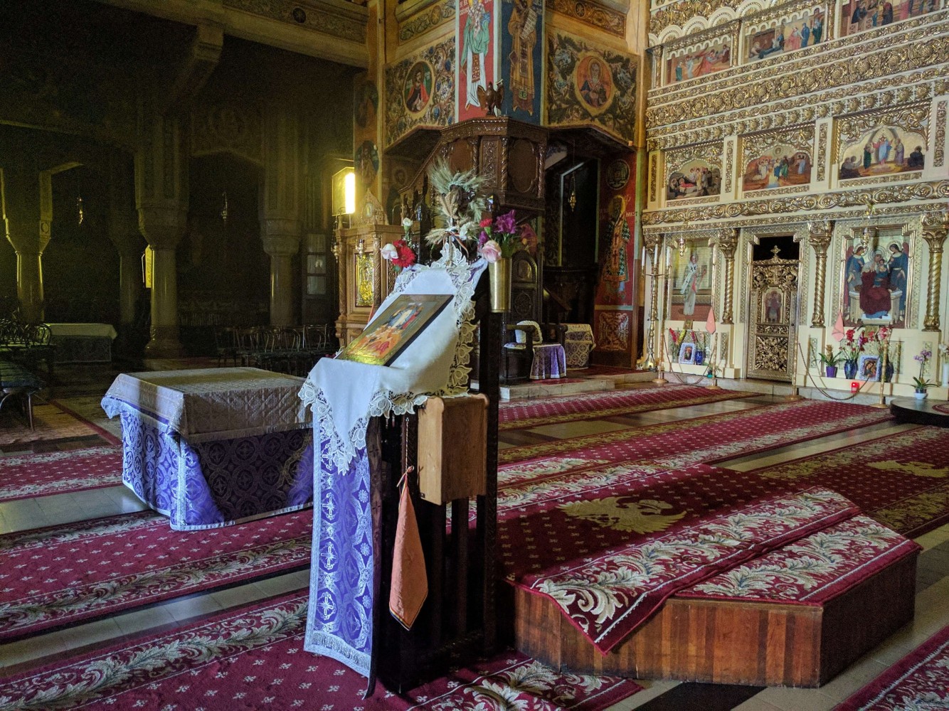 Catedrala Ortodoxă Târgu Mureș - iconostas altar