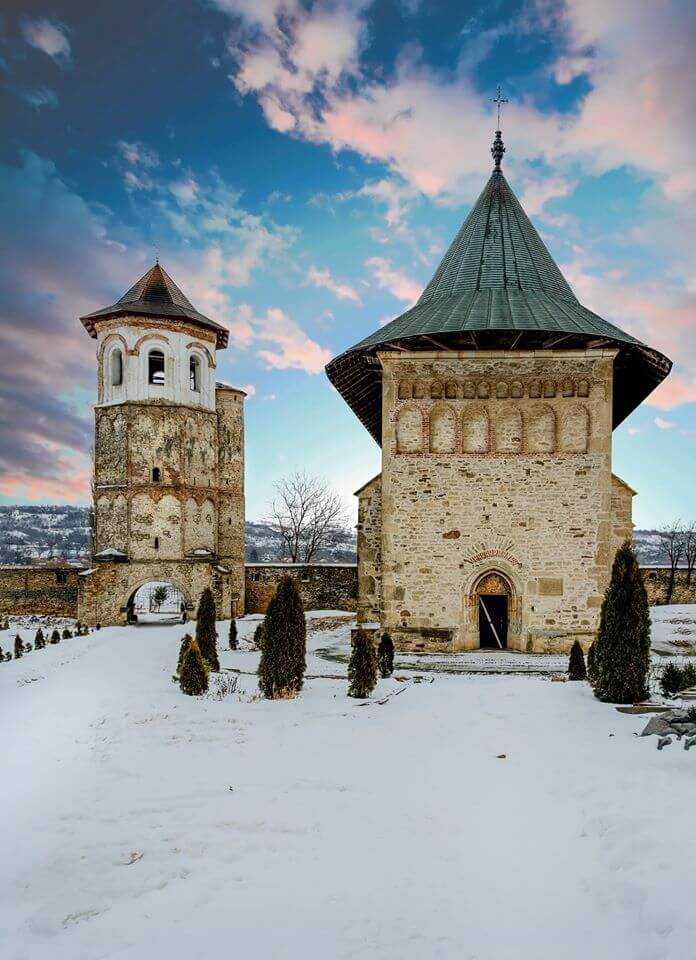 Mănăstirea Dobrovăț ( 1504 )
