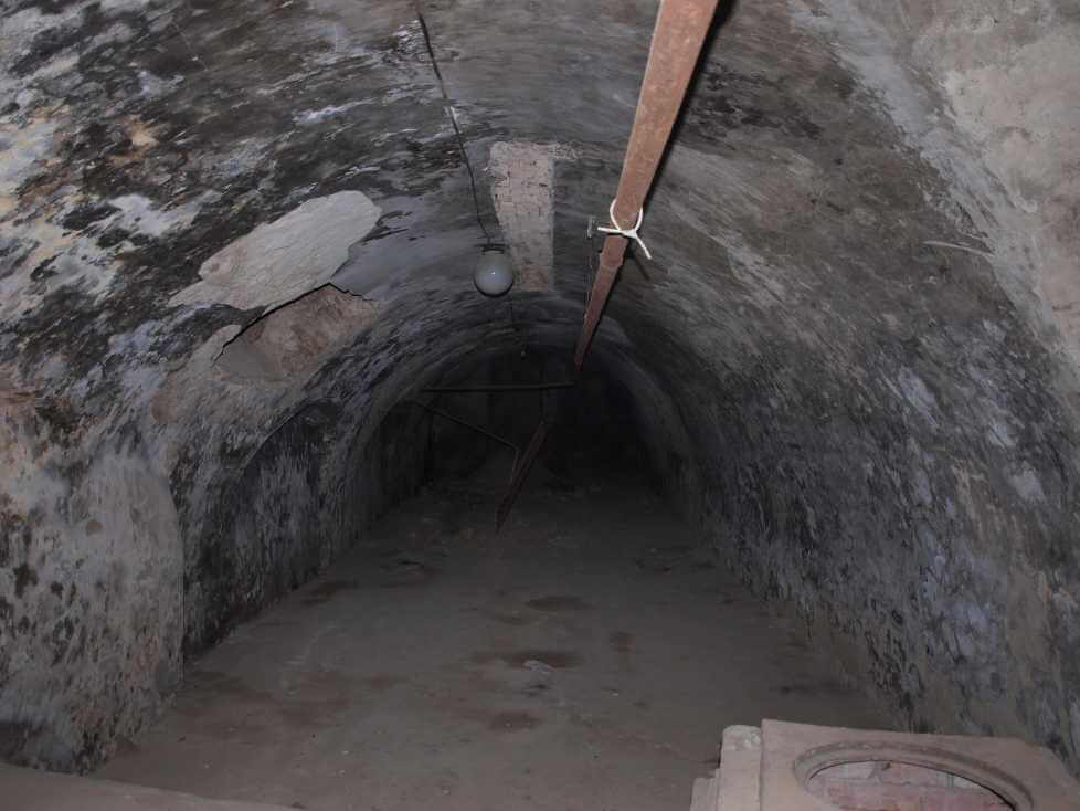 Catacombele de sub Palatul Culturii Iași