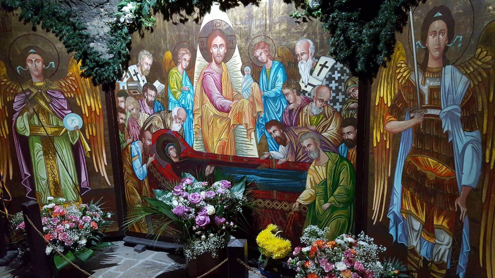 Peștera Sfântului Andrei - altar